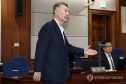 ‘명예훼손 보도’ 피해자로 법정 나온 尹 “피고인들 처벌 원해”