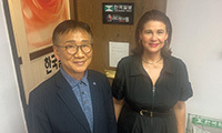 “지역구 발전 최적의 후보”