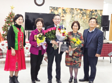“따뜻함·즐거움 갖춘 글쓰기 노력” - 미주 한국일보