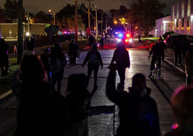 시카고서 10대 집단난동 중 총격…트럼프 “대규모 폭동”