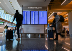 셧다운 장기화에 따른 미국 공항 운영 차질 보도 이미지
